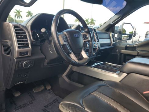 Used 2021 Ford F350 Platinum image 9