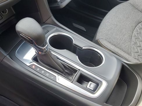 Used 2023 Chevrolet Equinox LT image 19