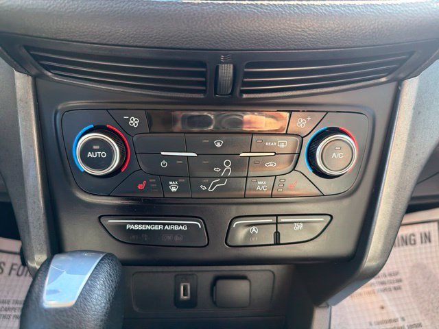 Used 2017 Ford Escape SE w/ SE Cold Weather Package AWD/4WD image 23