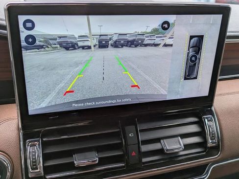 Used 2023 Lincoln Navigator L Reserve image 21