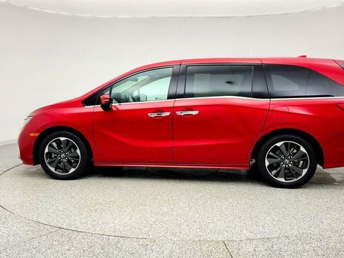 Used 2023 Honda Odyssey Elite image 8