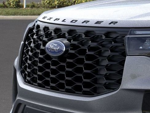 New 2026 Ford Explorer ST-Line image 17