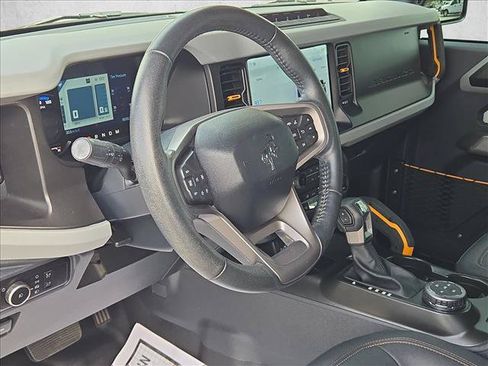 Certified 2023 Ford Bronco Badlands AWD/4WD image 10