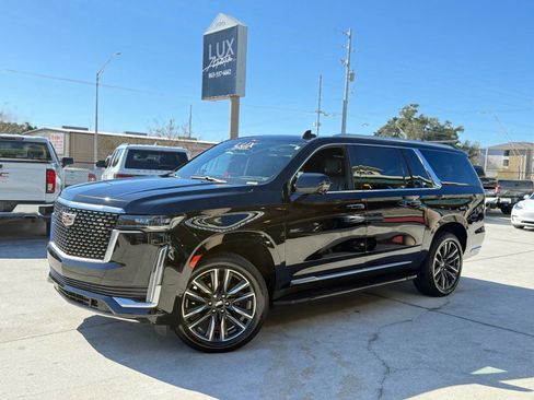 Used 2021 Cadillac Escalade ESV Premium Luxury image 1