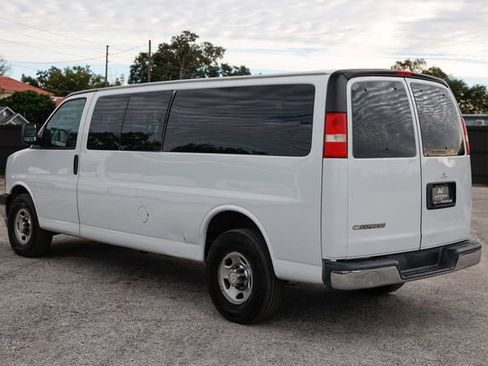 Used 2018 Chevrolet Express 3500 LT w/ LT Preferred Equipment Group image 8