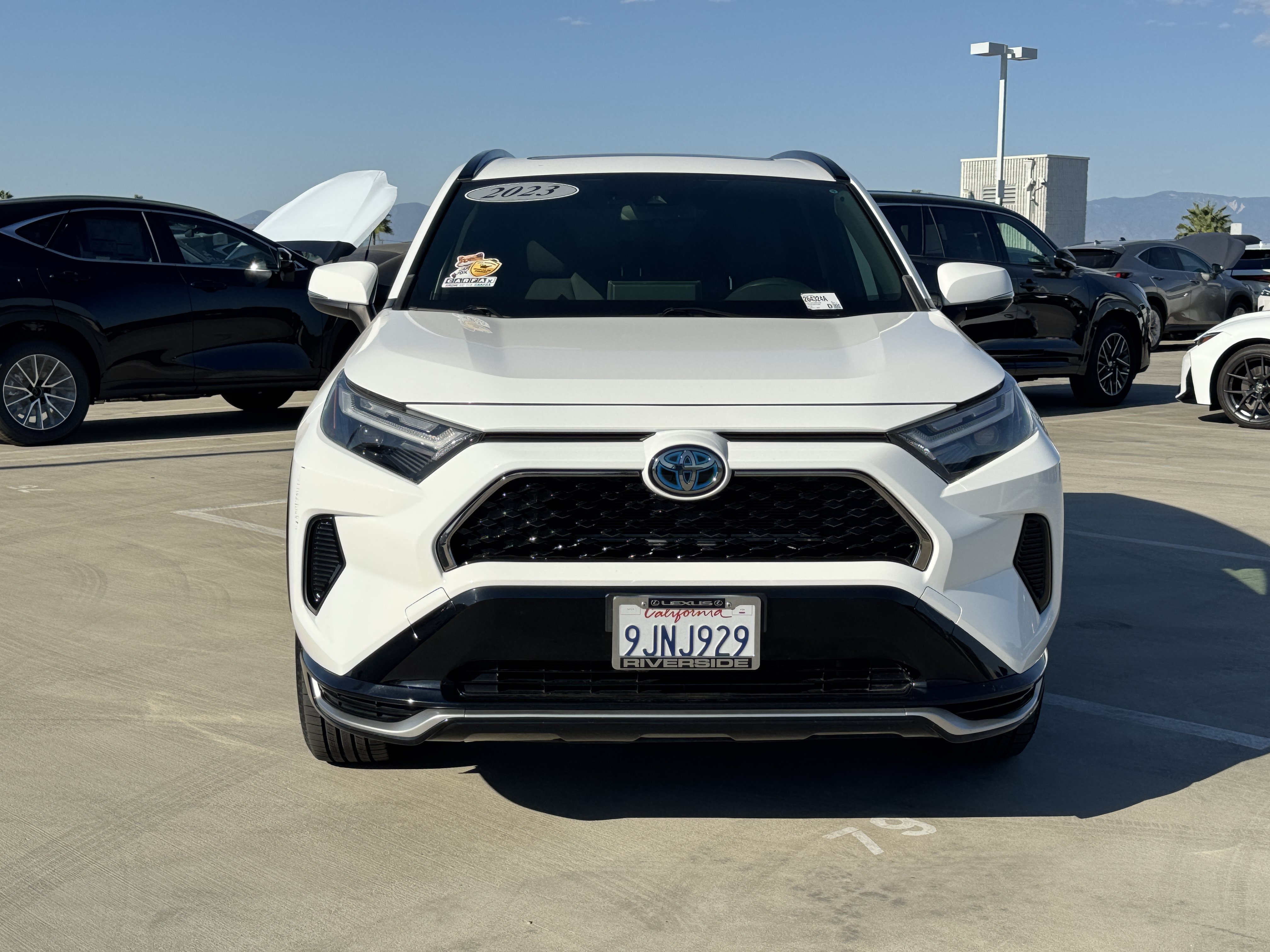 Used 2023 Toyota RAV4 SE w/ Weather & Moonroof Package AWD/4WD image 3