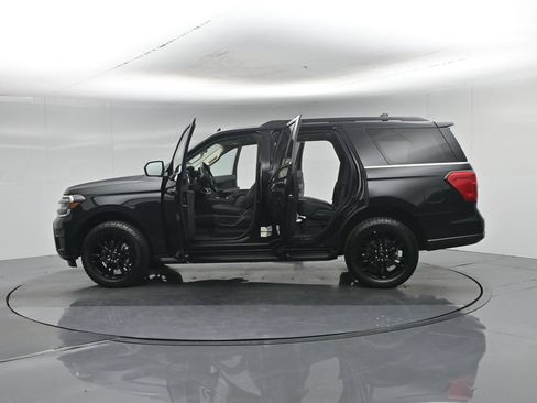 Certified 2024 Ford Expedition XLT AWD/4WD image 36