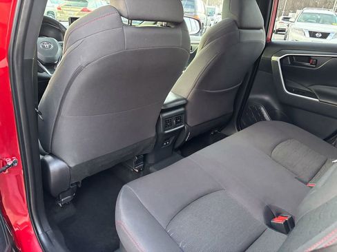 Certified 2021 Toyota RAV4 SE image 44