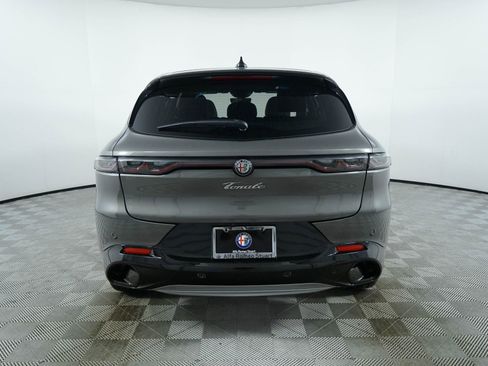 New 2024 Alfa Romeo Tonale Ti image 9