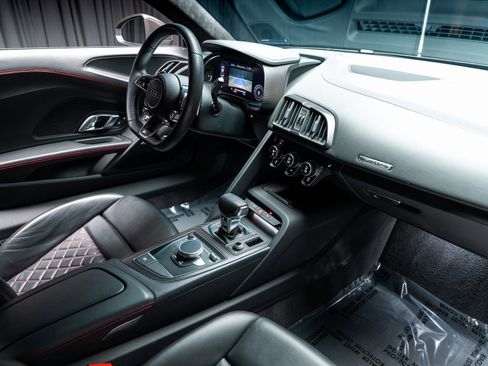 Used 2017 Audi R8 V10 plus image 87