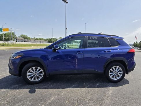 Certified 2022 Toyota Corolla Cross LE AWD/4WD image 11