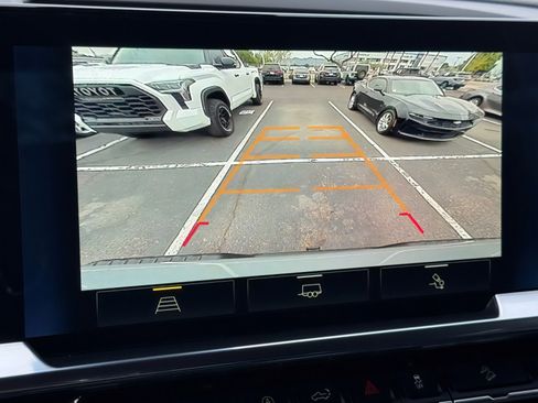 Used 2024 Chevrolet Silverado 1500 LT Trail Boss w/ Convenience Package II image 26