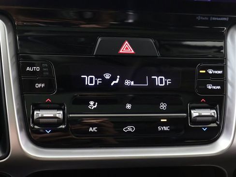 Used 2022 Kia Sorento S w/ Panoramic Sunroof Package AWD/4WD image 53
