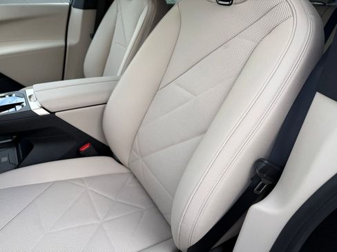 New 2026 BMW iX xDrive60 w/ Premium Package image 21