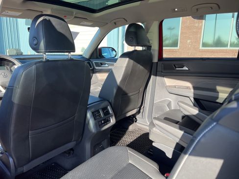 Used 2023 Volkswagen Atlas SEL AWD/4WD image 24