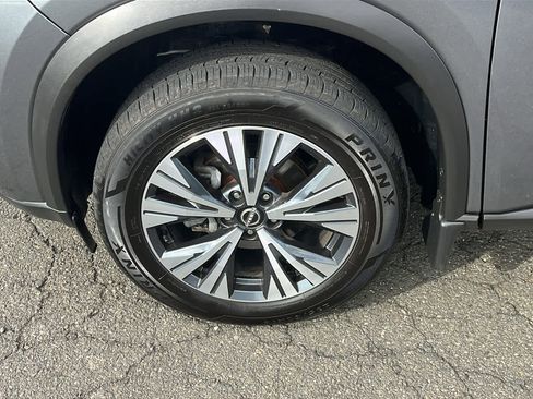 Used 2022 Nissan Rogue SV AWD/4WD image 9