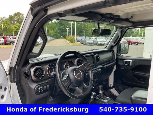 Used 2021 Jeep Wrangler Unlimited Sport AWD/4WD image 29