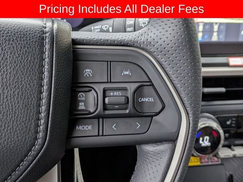 New 2026 Toyota 4Runner Limited AWD/4WD image 28