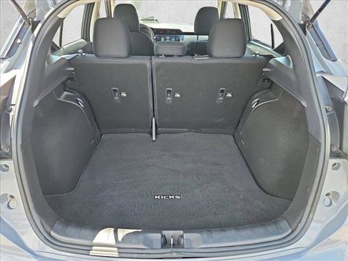 Certified 2024 Nissan Kicks SV FWD image 6