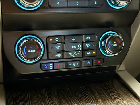 Used 2021 Ford F250 Lariat w/ Lariat Ultimate Package AWD/4WD image 10