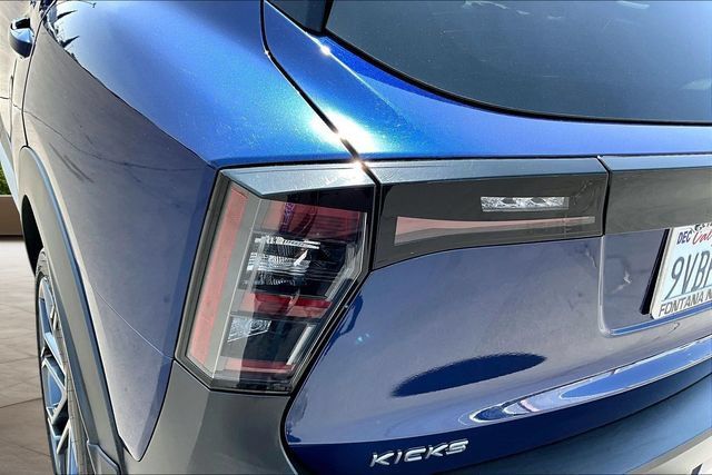 Certified 2025 Nissan Kicks SR AWD/4WD image 22
