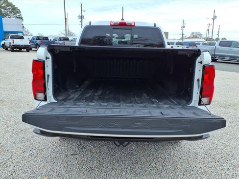 Used 2023 Chevrolet Colorado W/T w/ WT Convenience Package II image 7