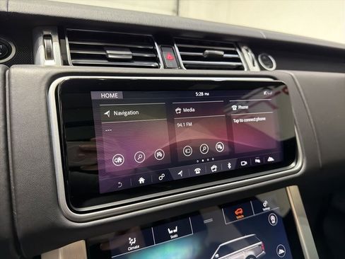 Used 2018 Land Rover Range Rover Supercharged image 21