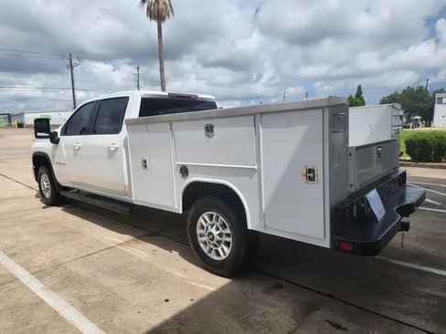 Used 2023 Chevrolet Silverado 2500 LT RWD image 4