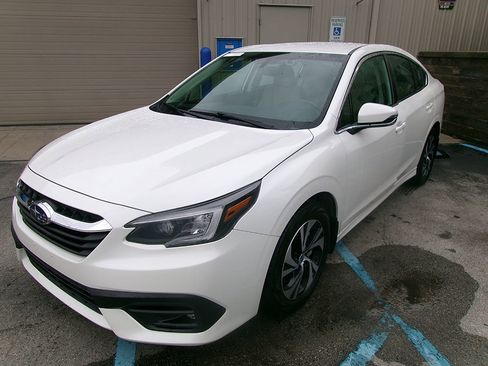 Used 2022 Subaru Legacy Premium image 1