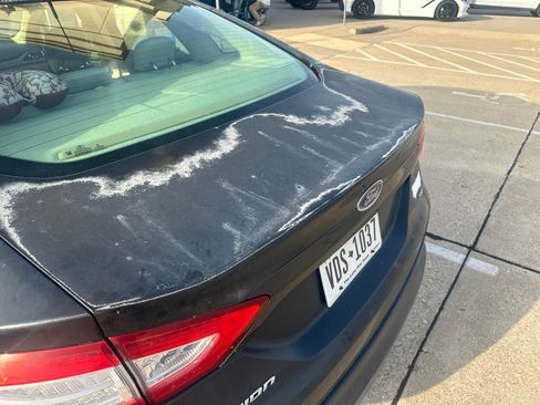 Used 2014 Ford Fusion SE FWD image 9