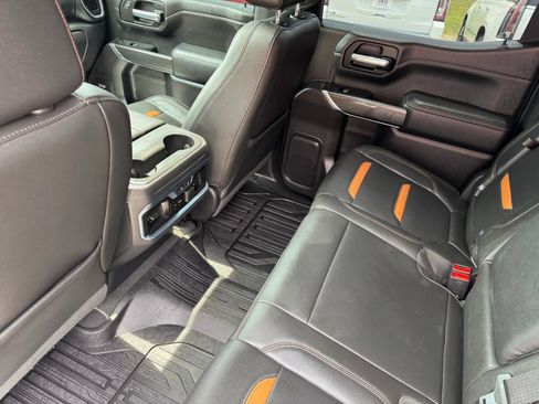 Used 2020 GMC Sierra 1500 AT4 w/ AT4 Premium Package AWD/4WD image 16
