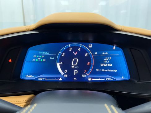 Used 2022 Chevrolet Corvette Stingray Premium Cpe w/ Engine Appearance Package image 29