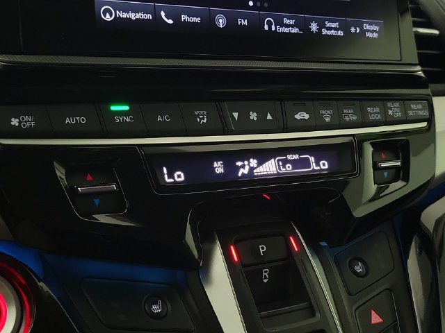 Used 2025 Honda Odyssey Touring image 31