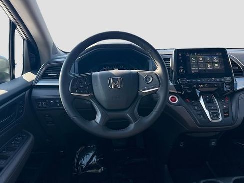 Used 2024 Honda Odyssey EX-L image 22