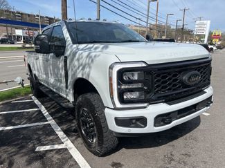 Used 2025 Ford F350 Lariat w/ Lariat Ultimate Package video 1