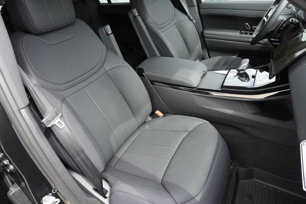 New 2026 Land Rover Range Rover Sport Dynamic SE AWD/4WD image 24