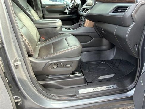 Used 2021 Chevrolet Tahoe High Country w/ Premium Package image 13