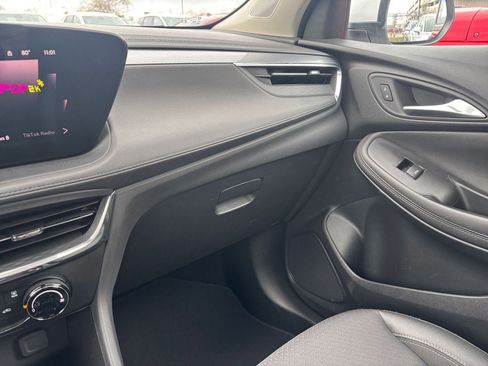 Used 2025 Buick Encore GX Preferred image 34