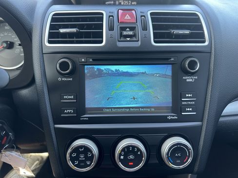 Used 2018 Subaru Forester 2.5i w/ Alloy Wheel Package image 12