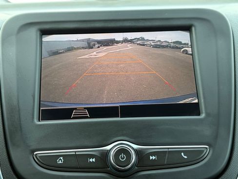 Used 2023 Chevrolet Equinox LS w/ LS Convenience Package FWD image 15