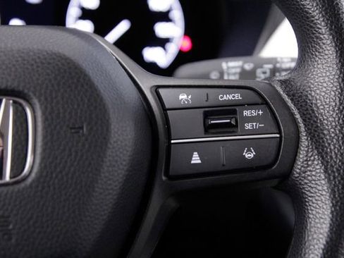 Certified 2023 Honda HR-V LX image 27