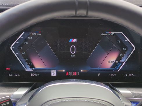 Used 2024 BMW i7 eDrive50 w/ M Sport Package RWD image 21