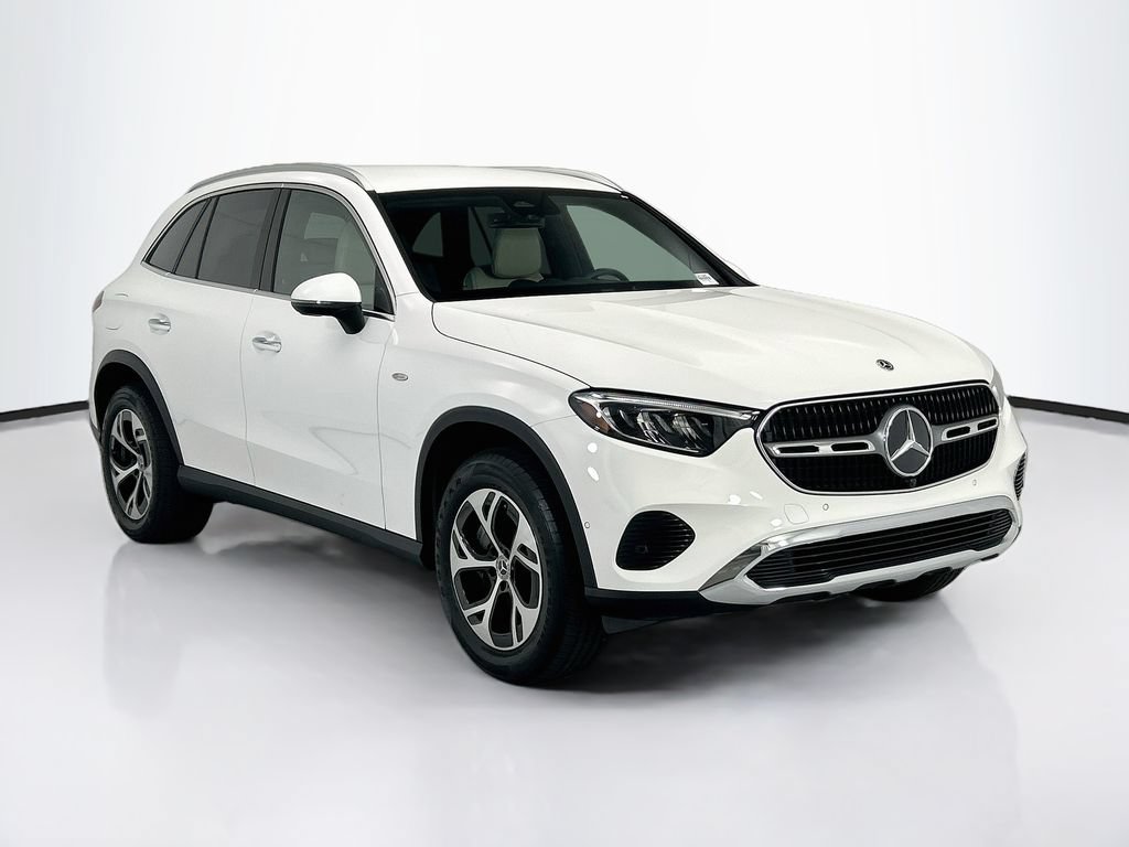 Certified 2025 Mercedes-Benz GLC 350e 4MATIC image 3