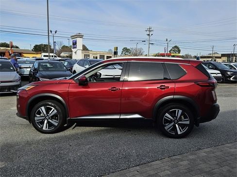 Used 2023 Nissan Rogue SL image 4