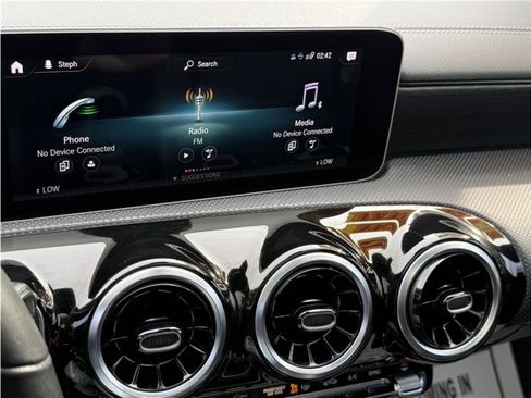 Used 2020 Mercedes-Benz CLA 250 image 43