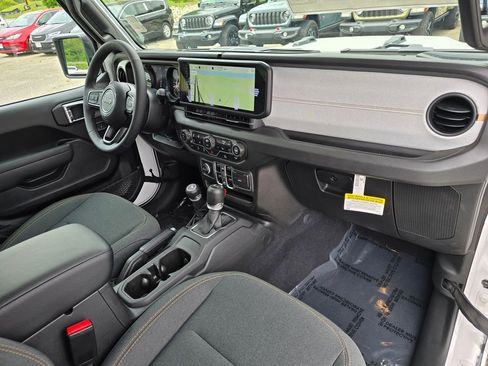New 2025 Jeep Gladiator Sport image 26