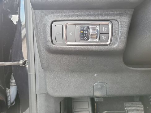 Used 2020 Lincoln Corsair Reserve FWD image 18