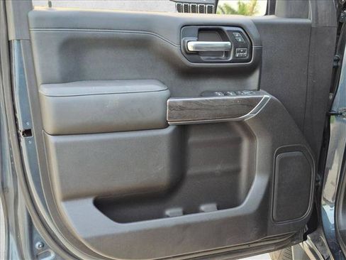 Used 2019 Chevrolet Silverado 1500 LTZ w/ LTZ Plus Package RWD image 12