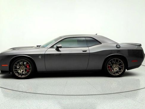 Used 2016 Dodge Challenger SRT Hellcat RWD image 8