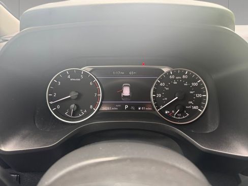Used 2024 Nissan Rogue SV AWD/4WD image 14